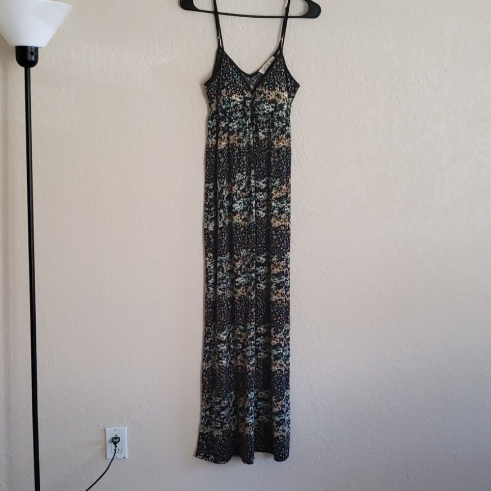 **NWOT Pink Rose Floral Sleeveless Beach Dress - Picture 2 of 8